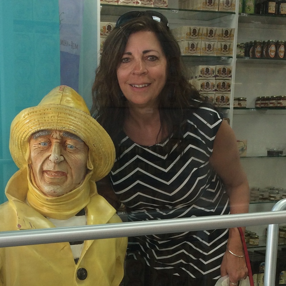 Meet your Posher, Linda